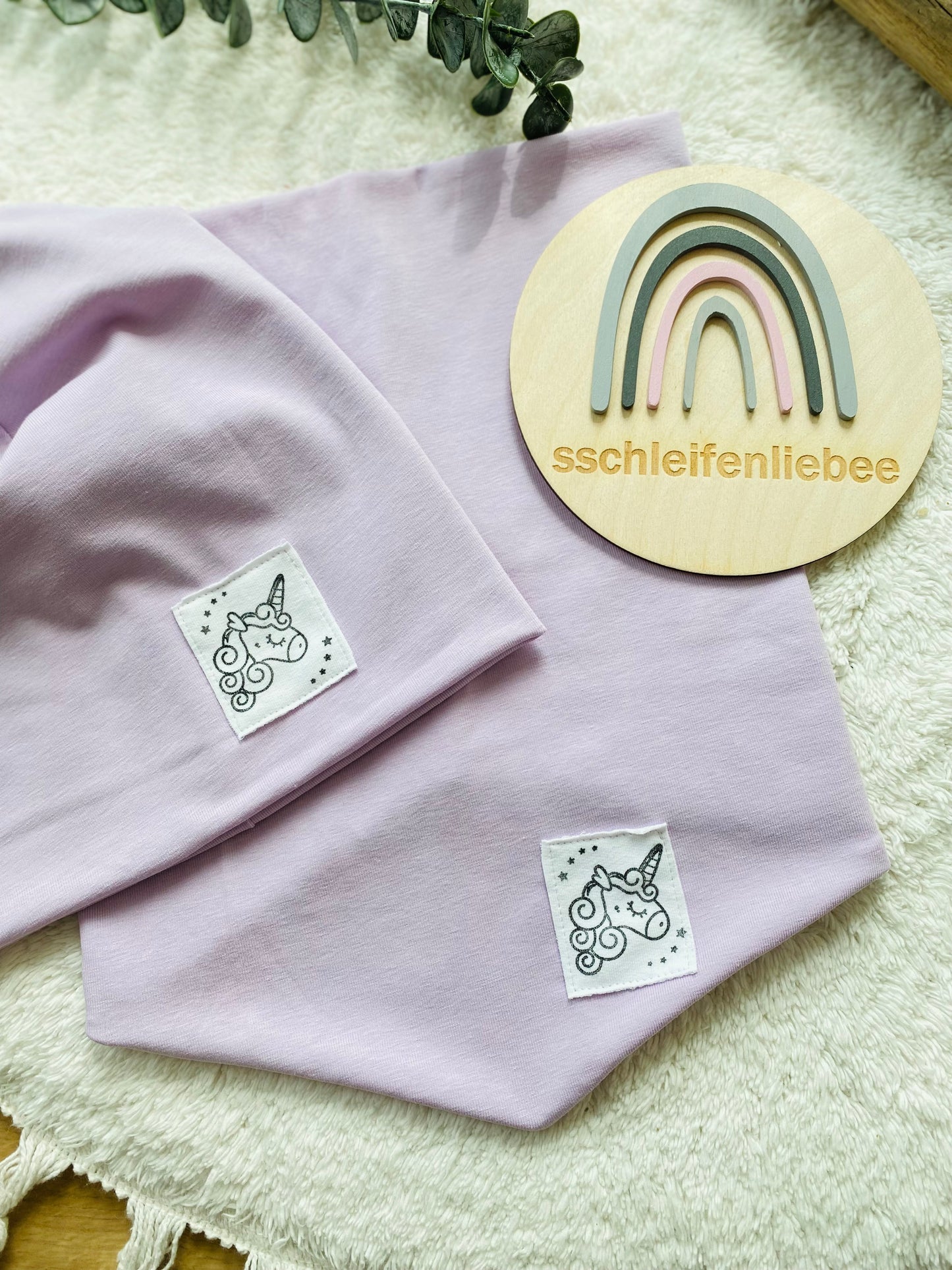 Dein Design | Label Beanie | Used-Look & Leder Label | Dreieckloop | Uni Farben