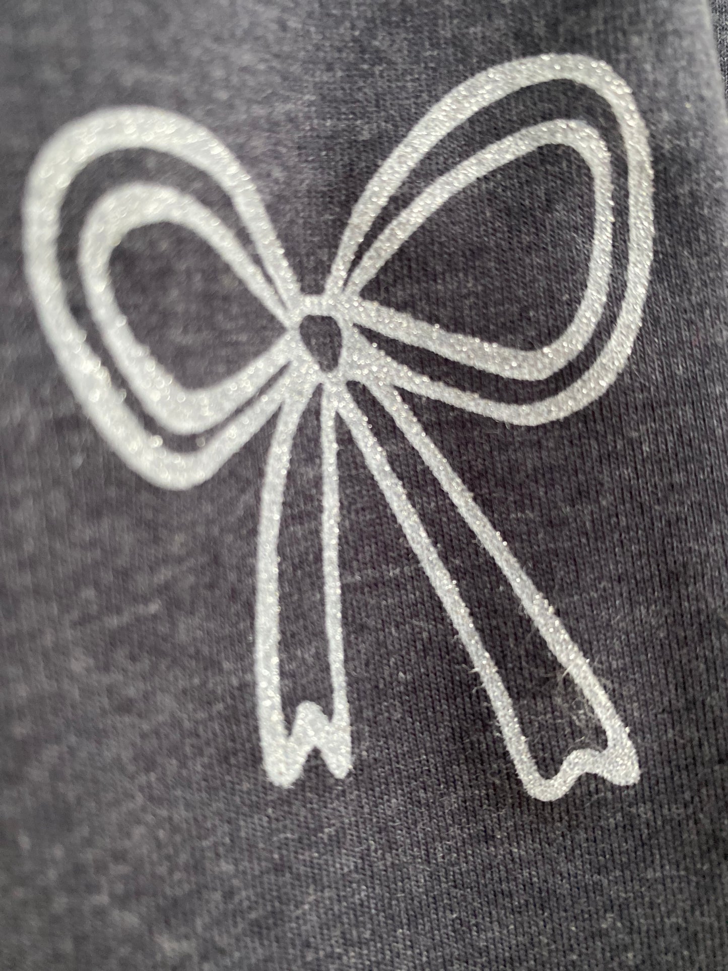 Flared Leg | Schlaghose mit Rollsaum | Glitzer Schleifen | Skinny Fit