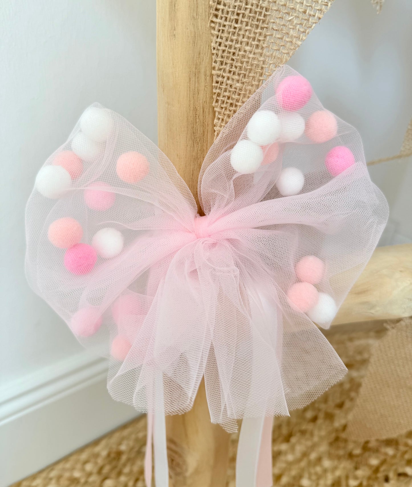 Pompon-Tüllschleife, Rosa, Schleife passend für Schultüten ab 70 cm, Kita- & Geschwistertüten ab 35 cm