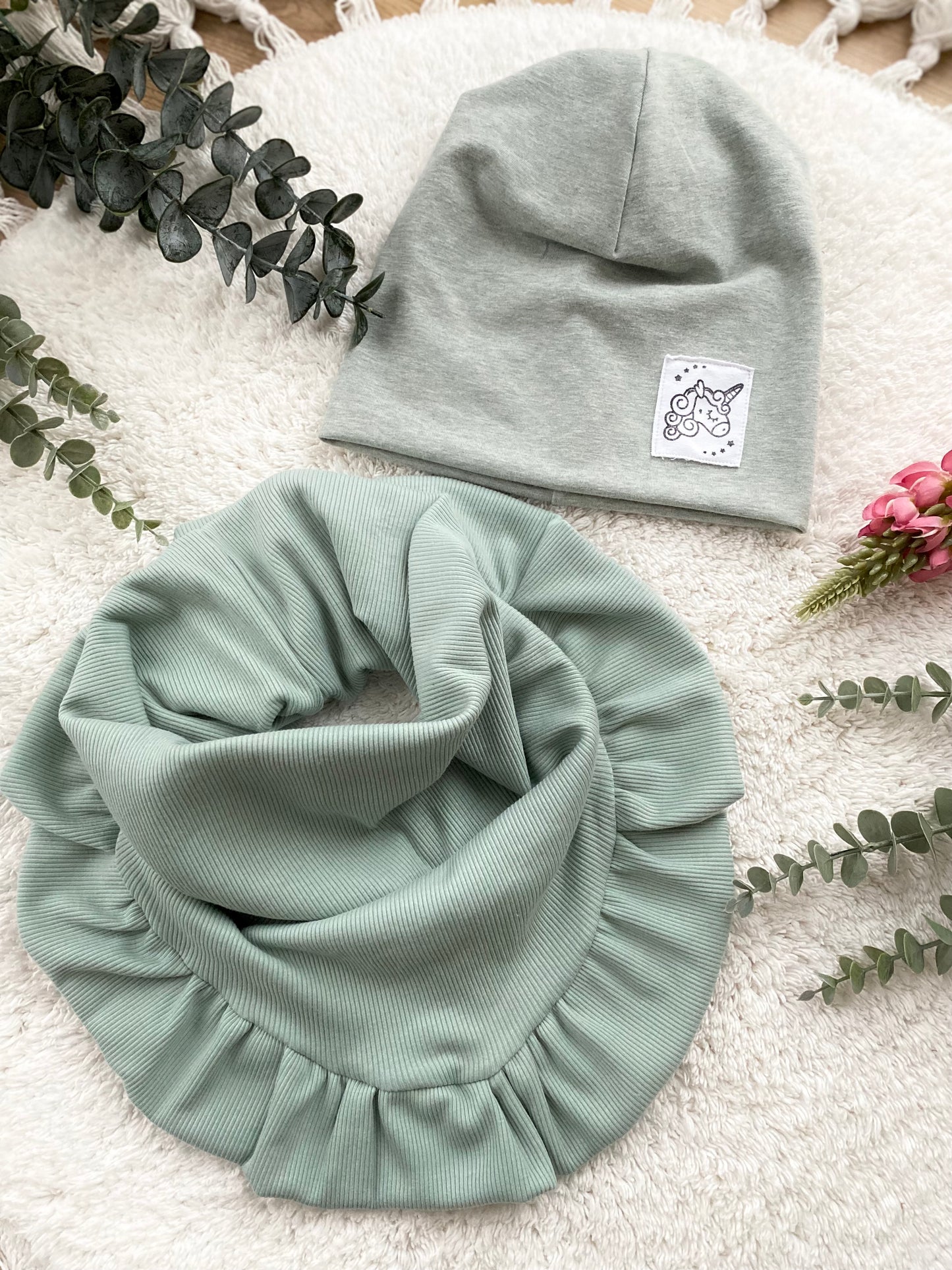 Dein Design | Label Beanie | Used-Look & Leder | Dreieckloop | Melierte Farben