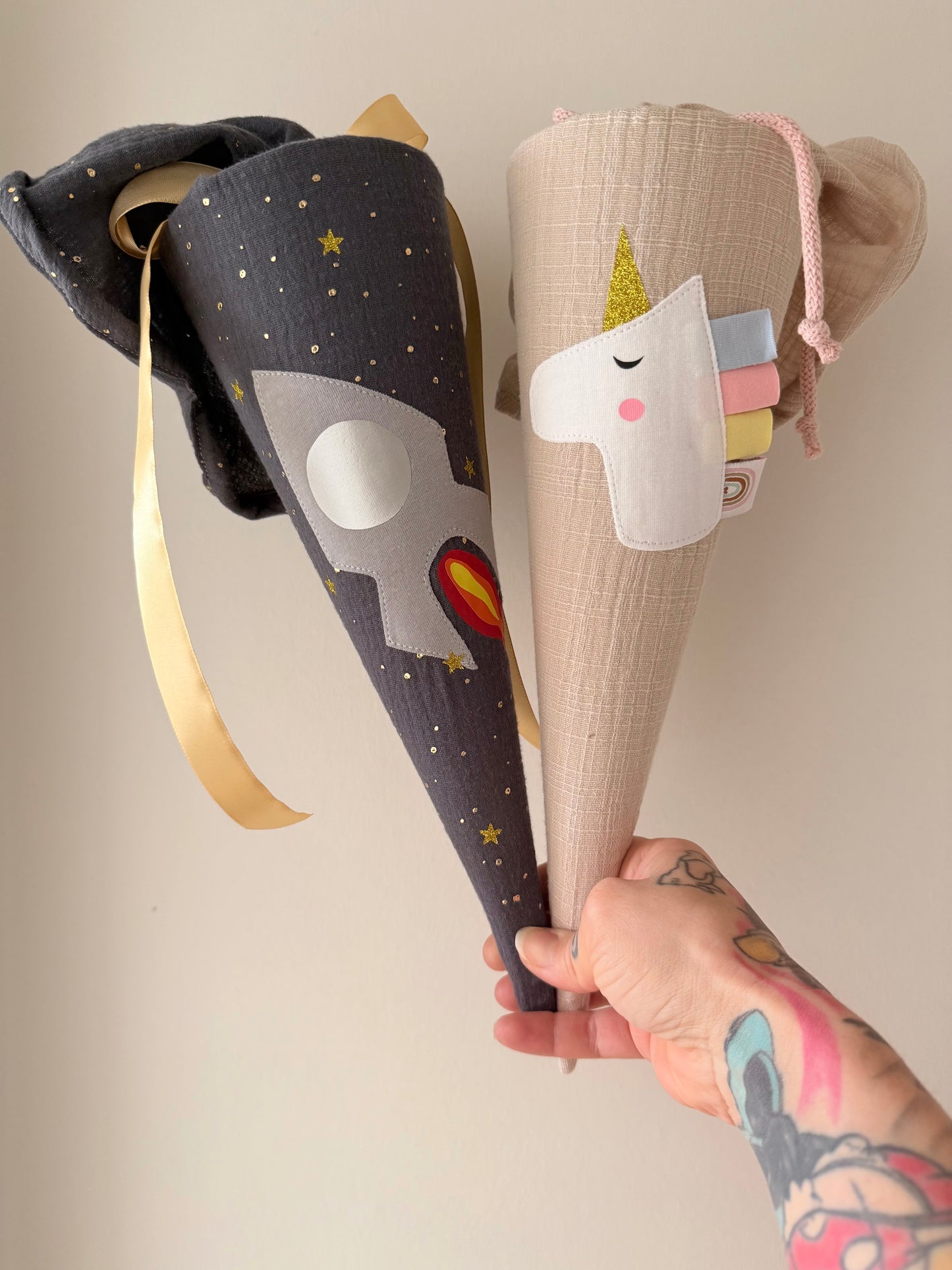 Rakete 35 cm | Kita- & Geschwistertüte | Geschwisterschultüte Kitatüte | Kleine Schultüte Zuckertüte | 35 cm