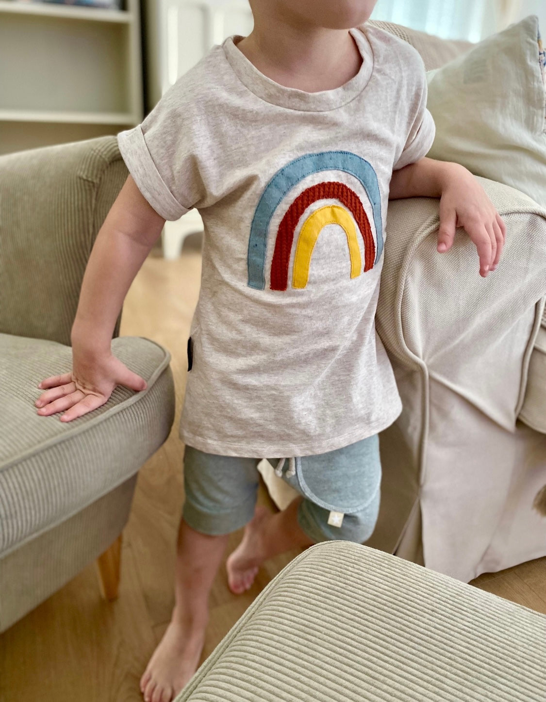 Oversized Shirt | Regenbogen Applikation | Stern