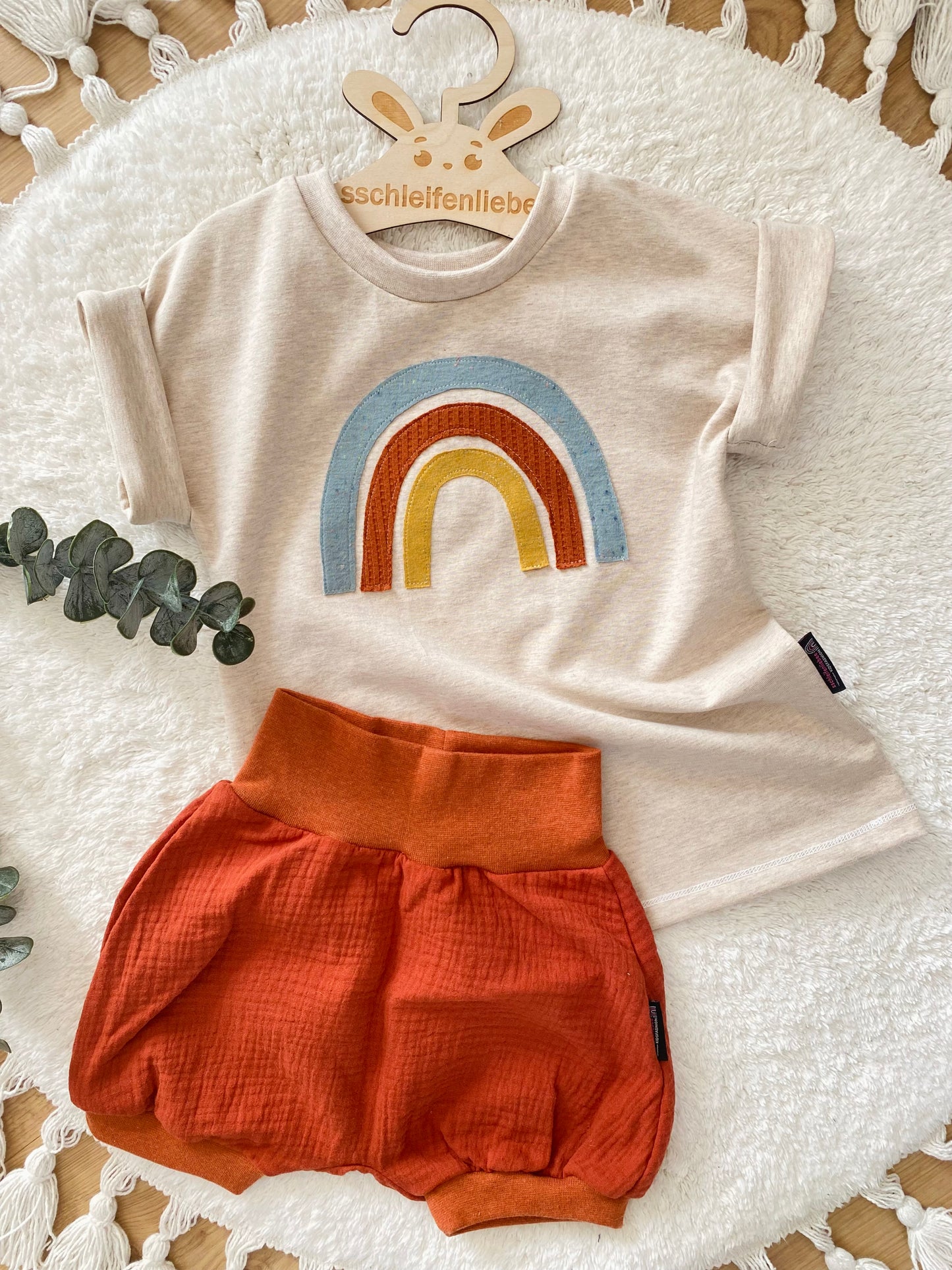 Oversized Shirt | Regenbogen Applikation | Stern