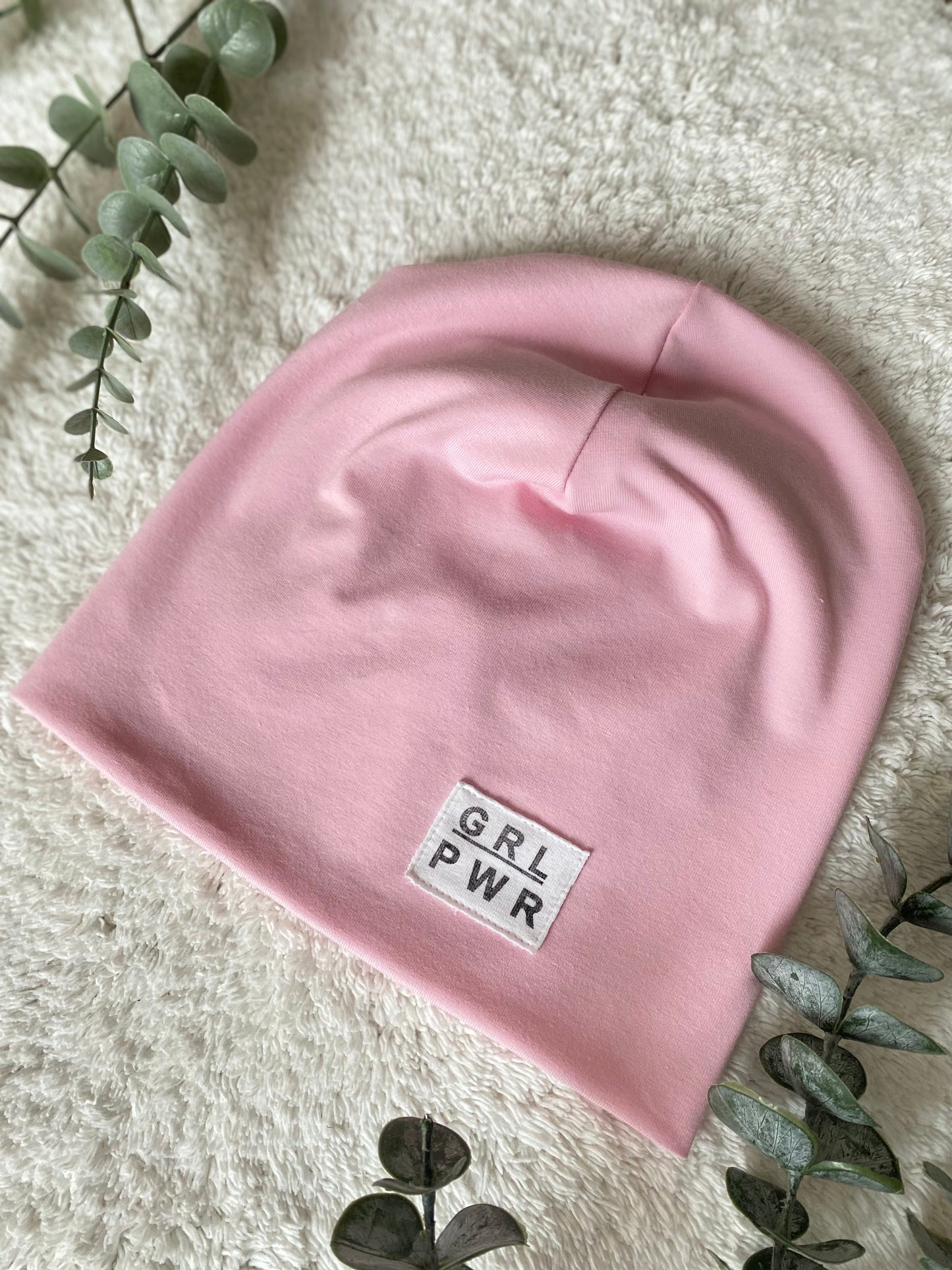 Dein Design | Label Beanie | Used-Look & Leder Label | Dreieckloop | Uni Farben
