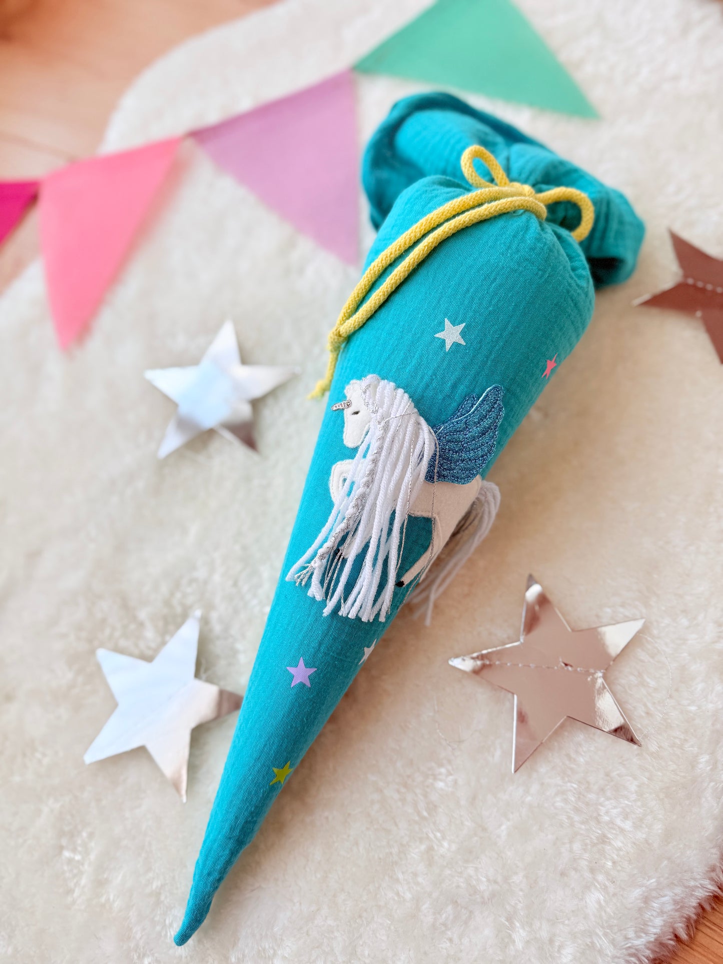 Dein Design | Musselin Geschwistertüte Schultüte 35 cm | Einhorn mit Flügeln | Pegasus | Regenbogenmähne | Kissen Inlett