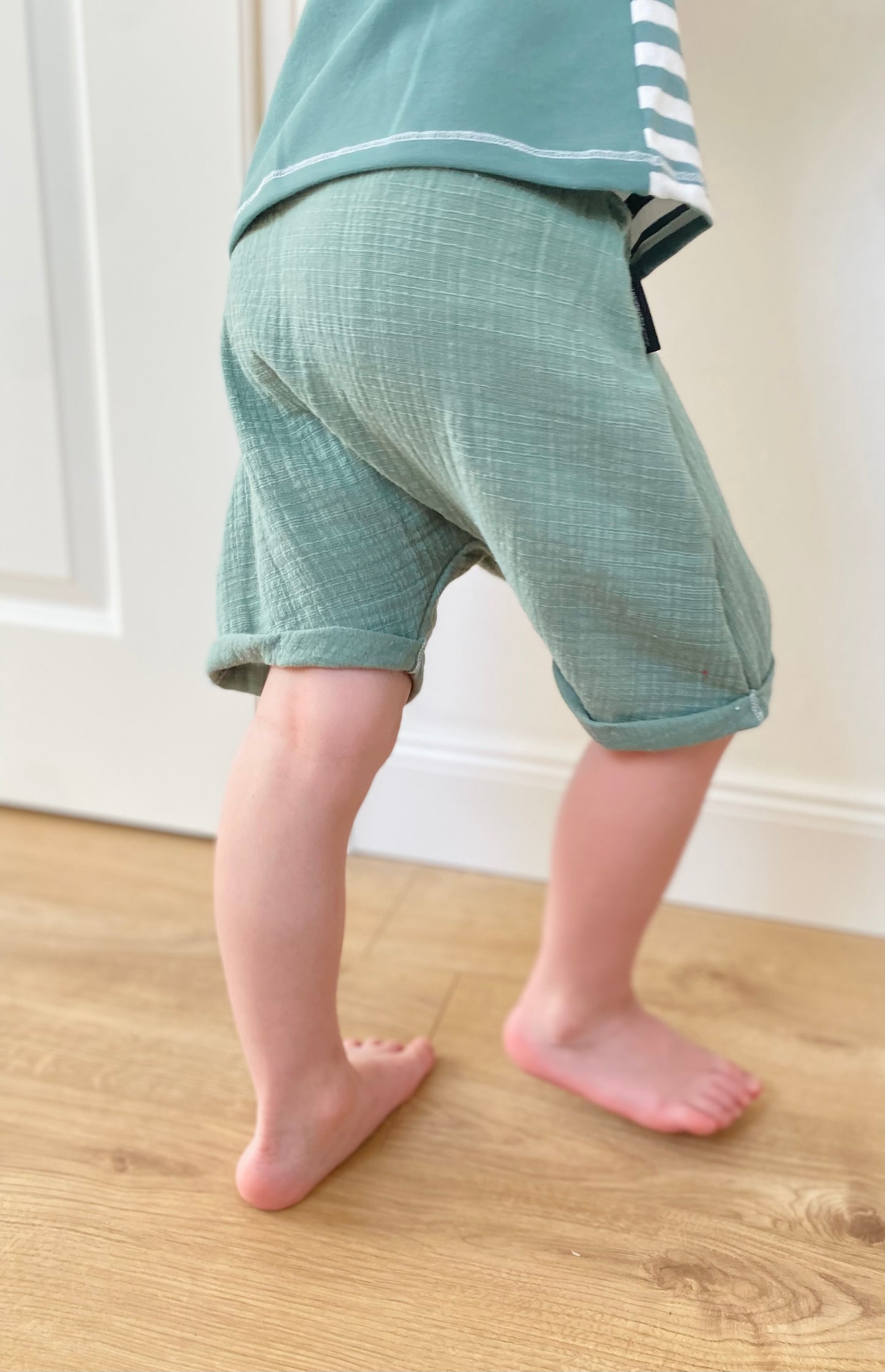 Dein Design | Loose Fit Shorts | Slub Musselin