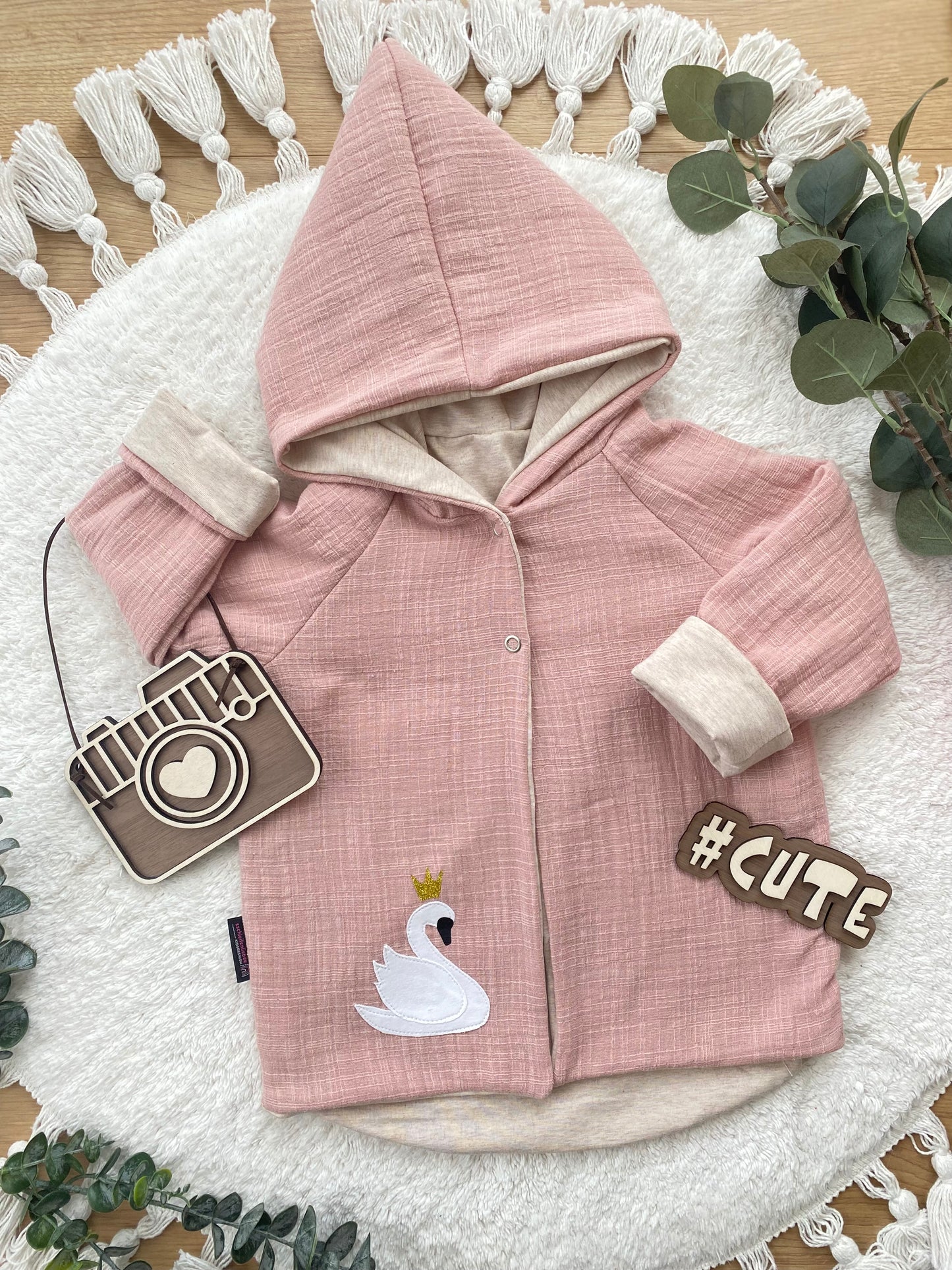 Baby | Musselinjacke | Schwan | Cardigan