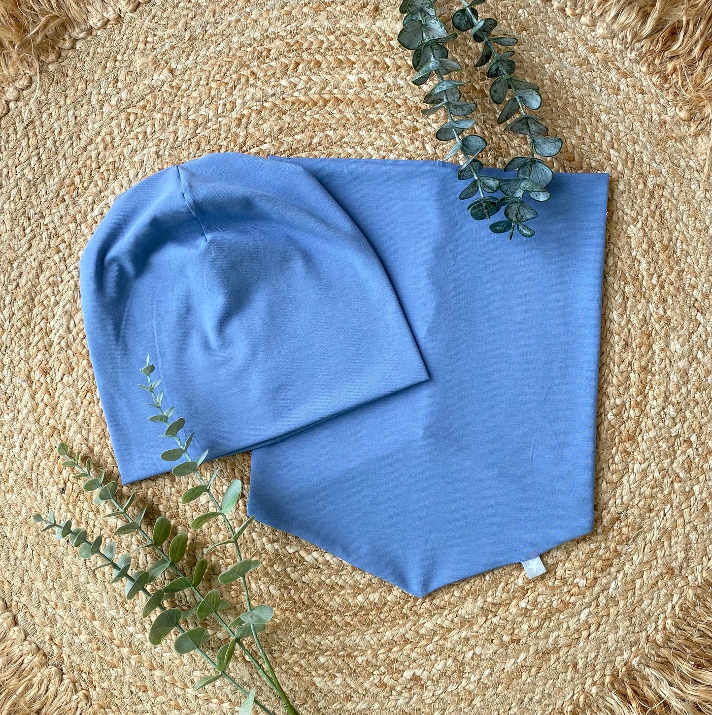 Dein Design | Schlichte Beanie | Dreieckloop | Uni Farben