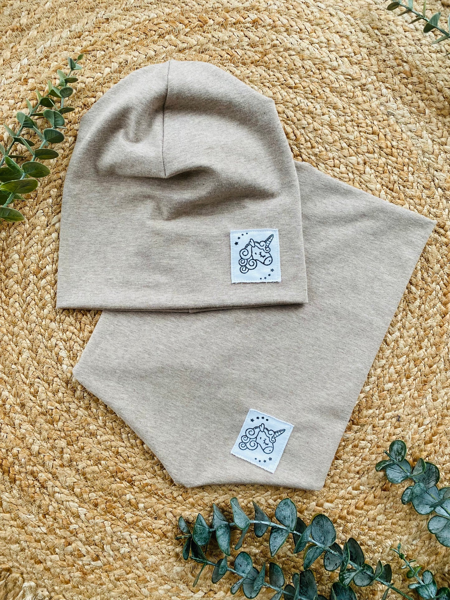 Dein Design | Label Beanie | Used-Look & Leder | Dreieckloop | Melierte Farben