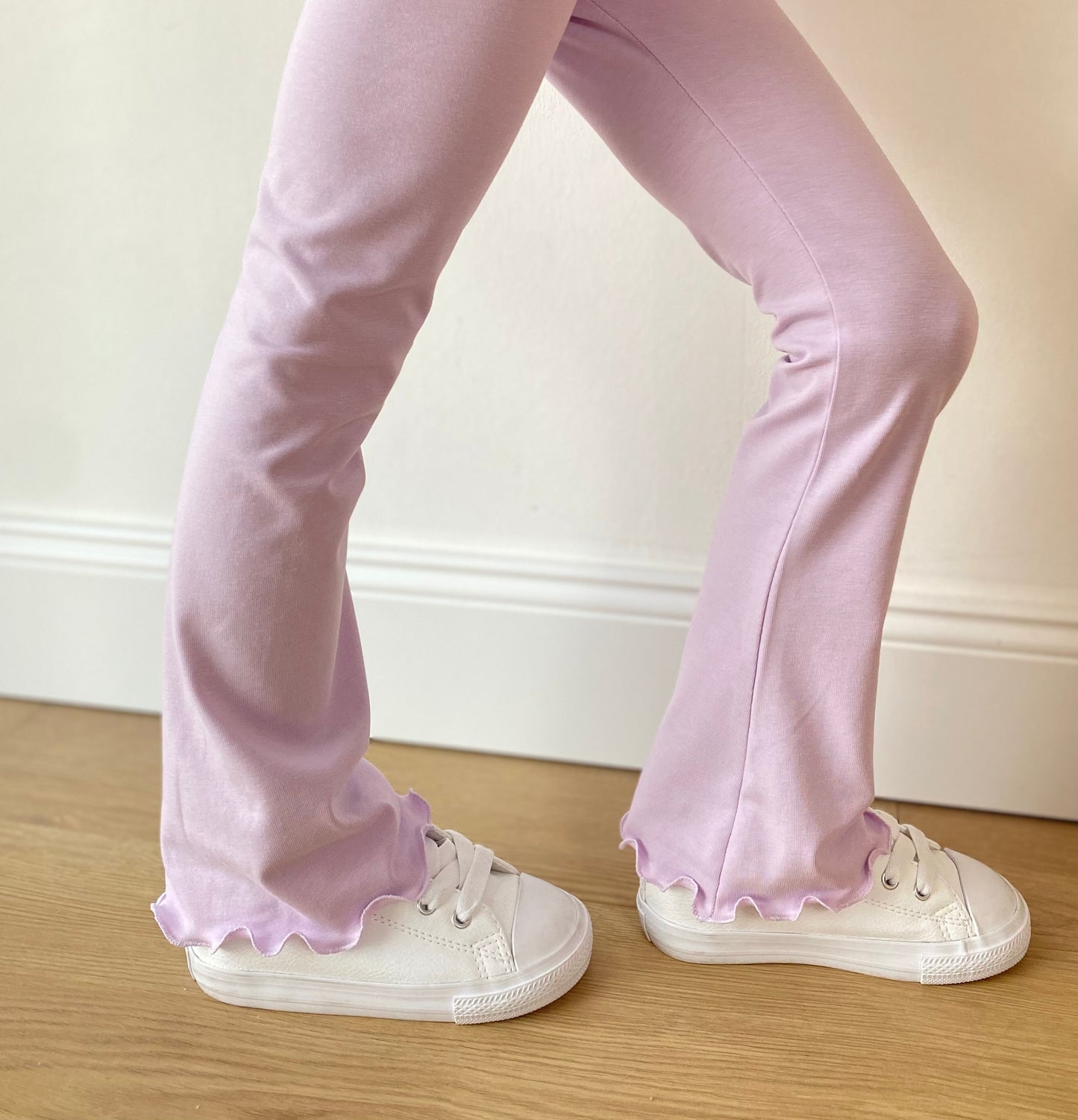 Dein Design | Flared Leg | Basic | Schlaghose mit Rollsaum | Skinny Fit | Uni Farben
