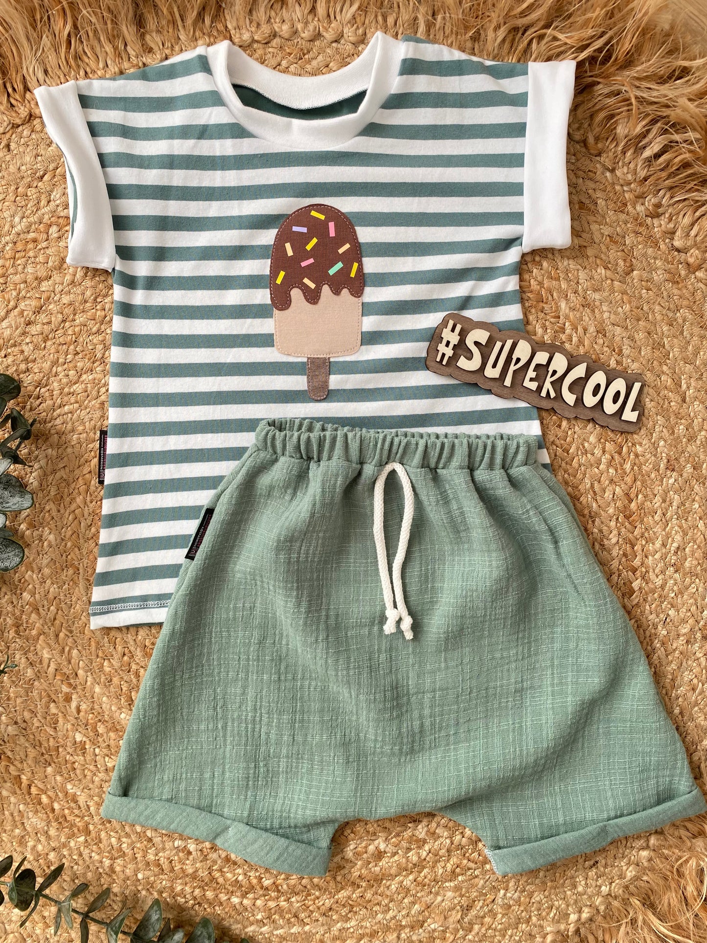Dein Design | Loose Fit Shorts | Slub Musselin