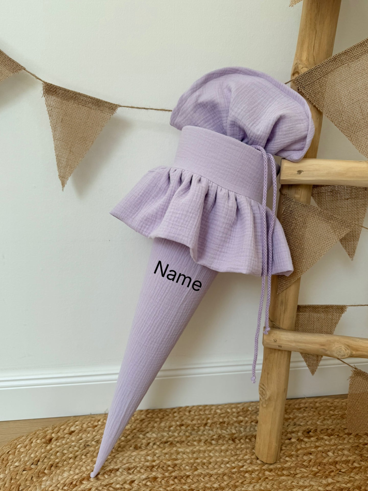 Dein Design | Musselin Schultüte mit Rüsche 70 cm | Unifarben | Vorname