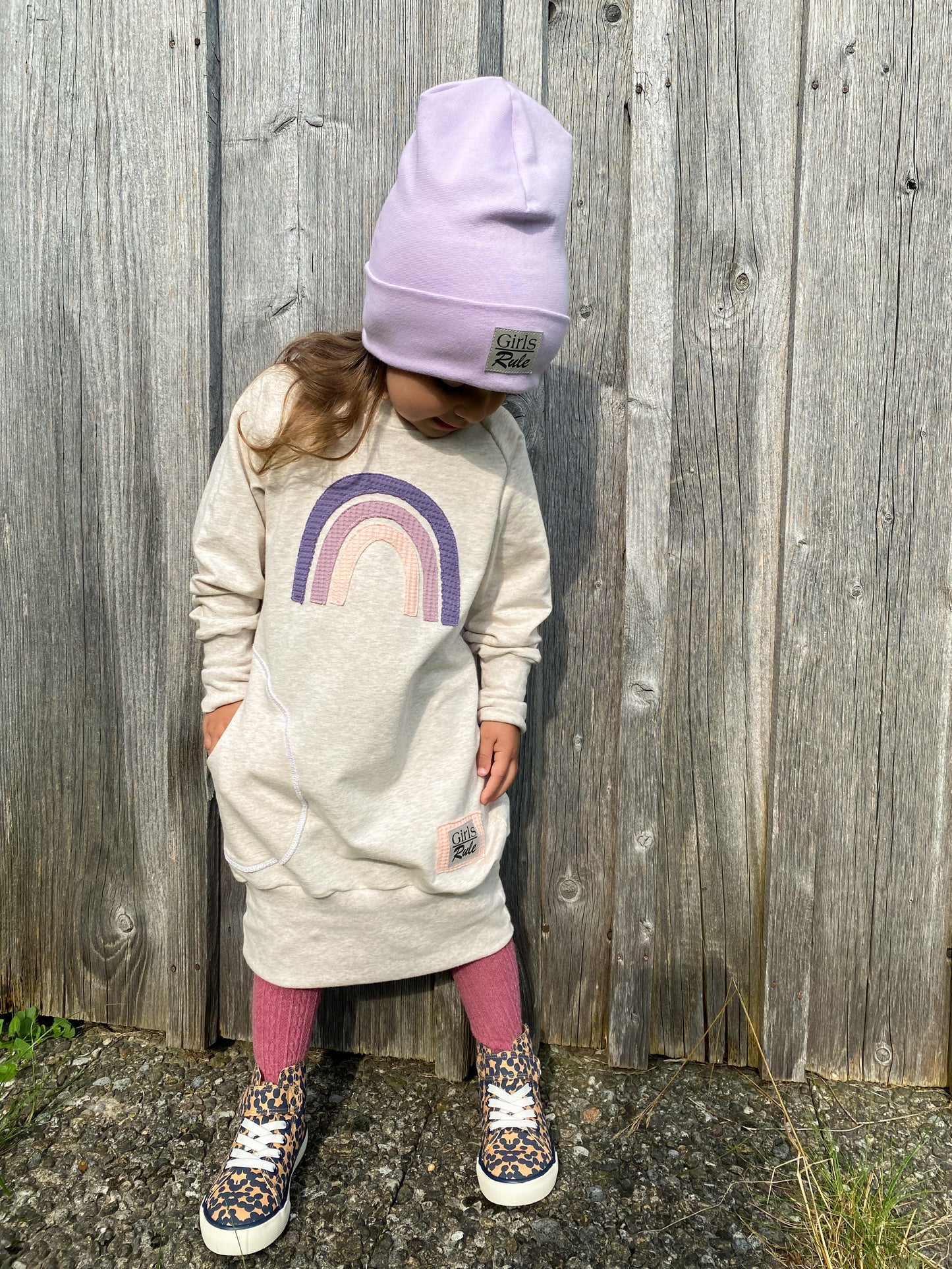 Sweatkleid | Regenbogen Applikation