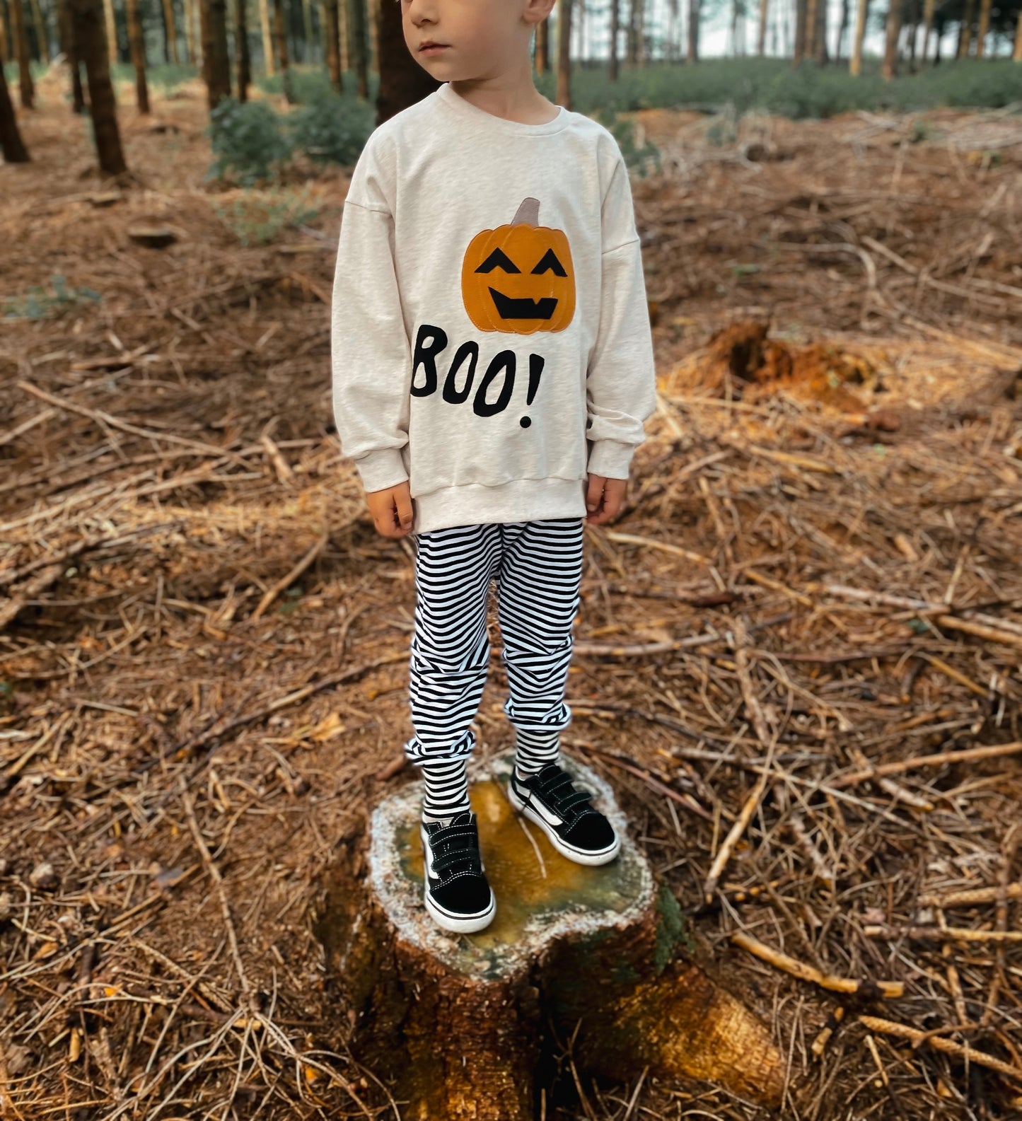 Oversized Sweater | Applikation Kürbis BOO! | Halloween