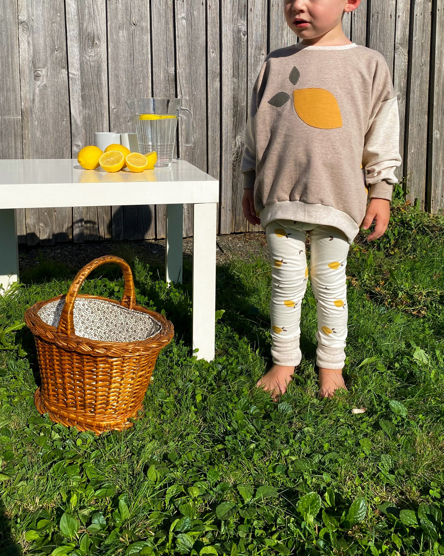 Oversized Sweater | Applikation Zitrone | Color Blocking