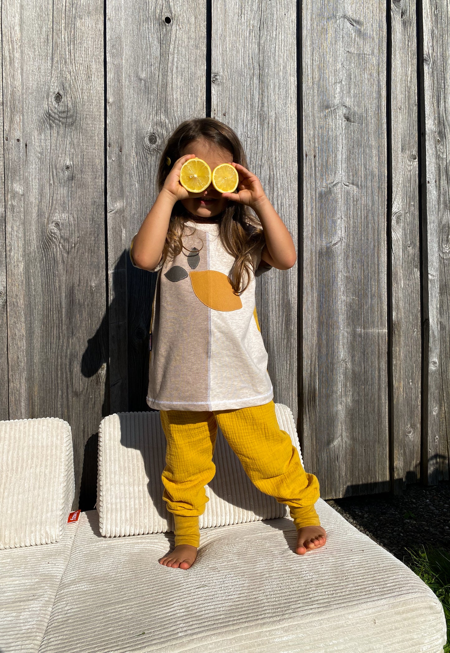 Oversized Shirt | Applikation Zitrone | Color Blocking