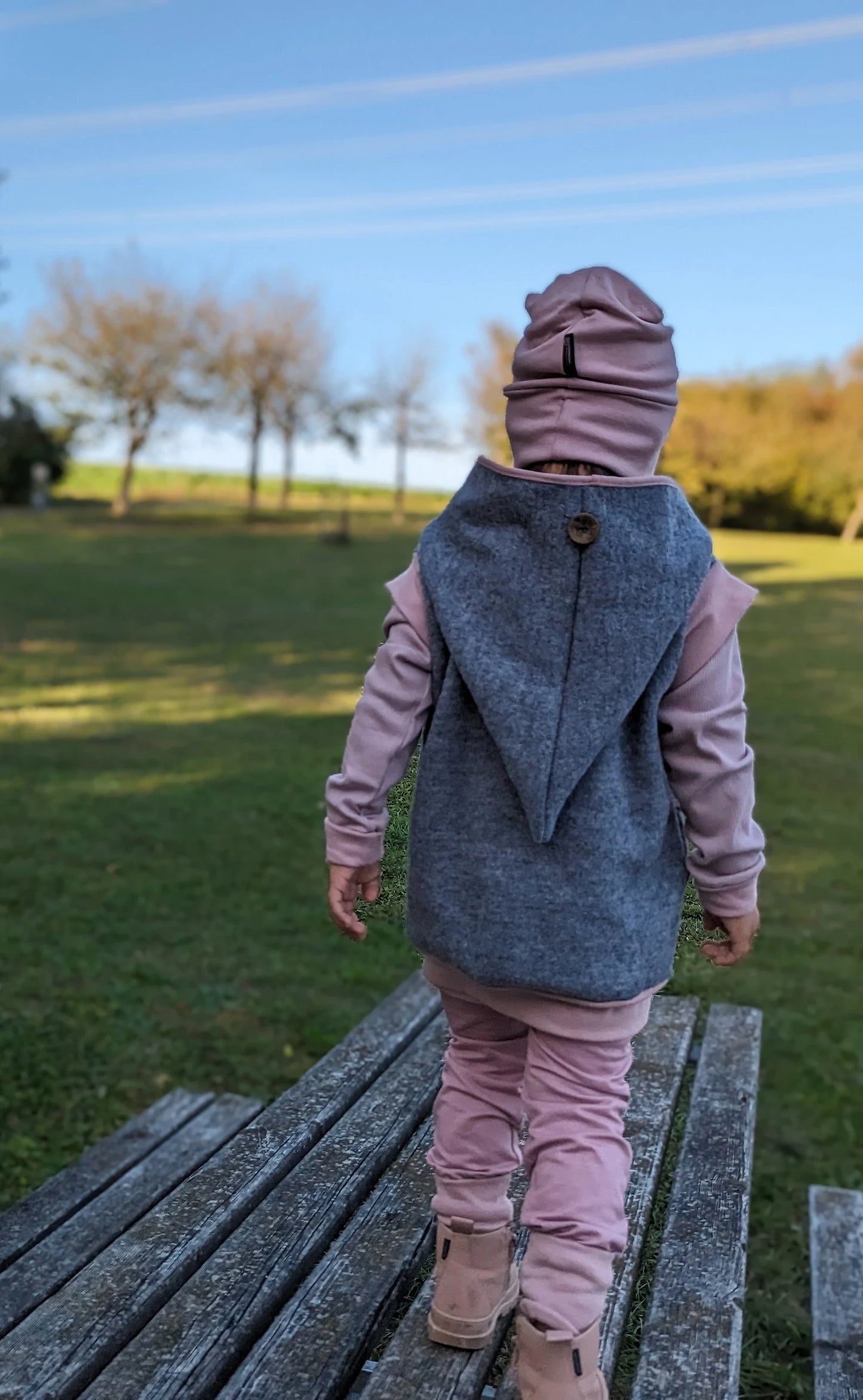 Walkweste mit Zwergenkapuze | Weste | Schurwolle