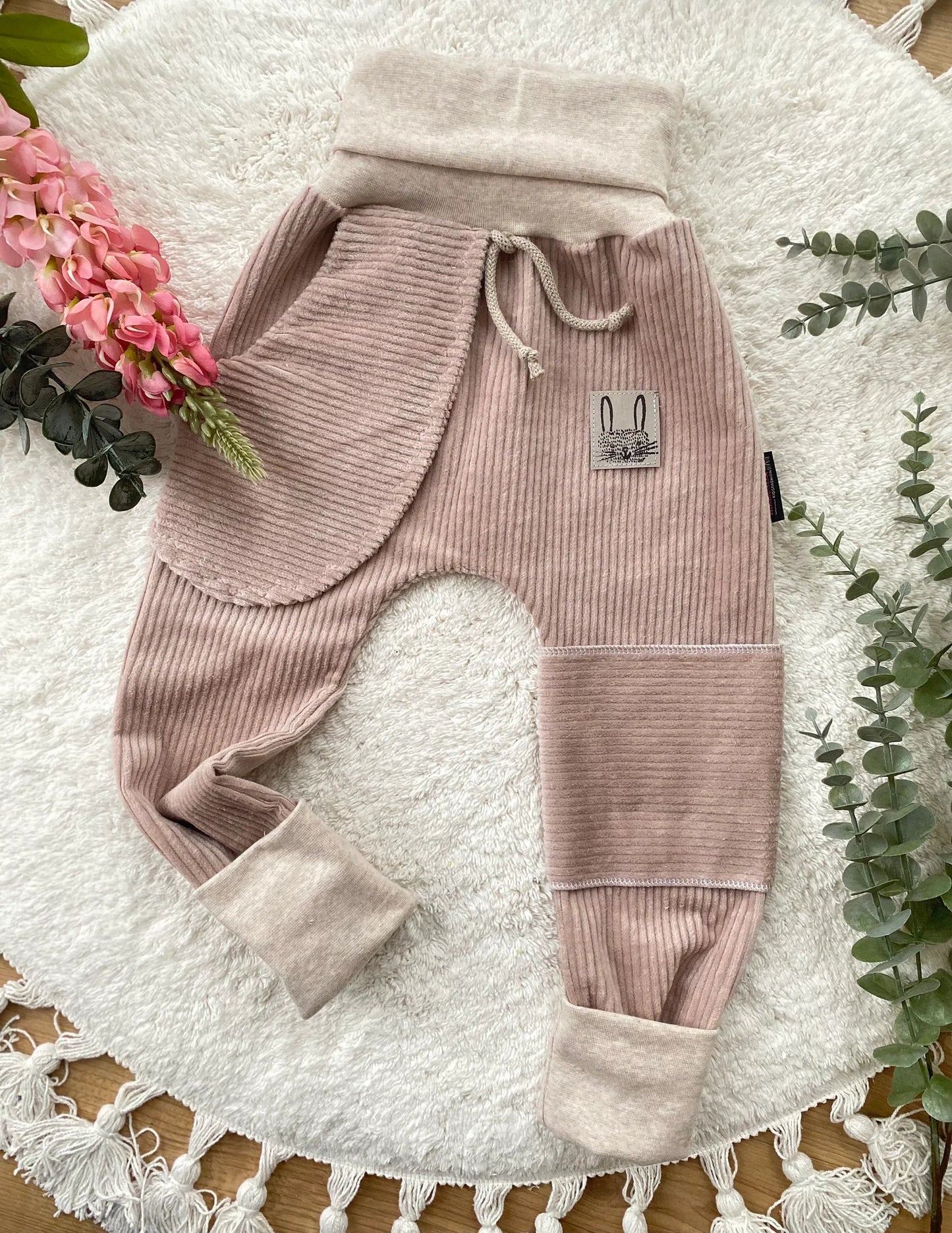 Regular Fit Jogger | Breitcord | Kuschelcord Nicky | Hasen Label