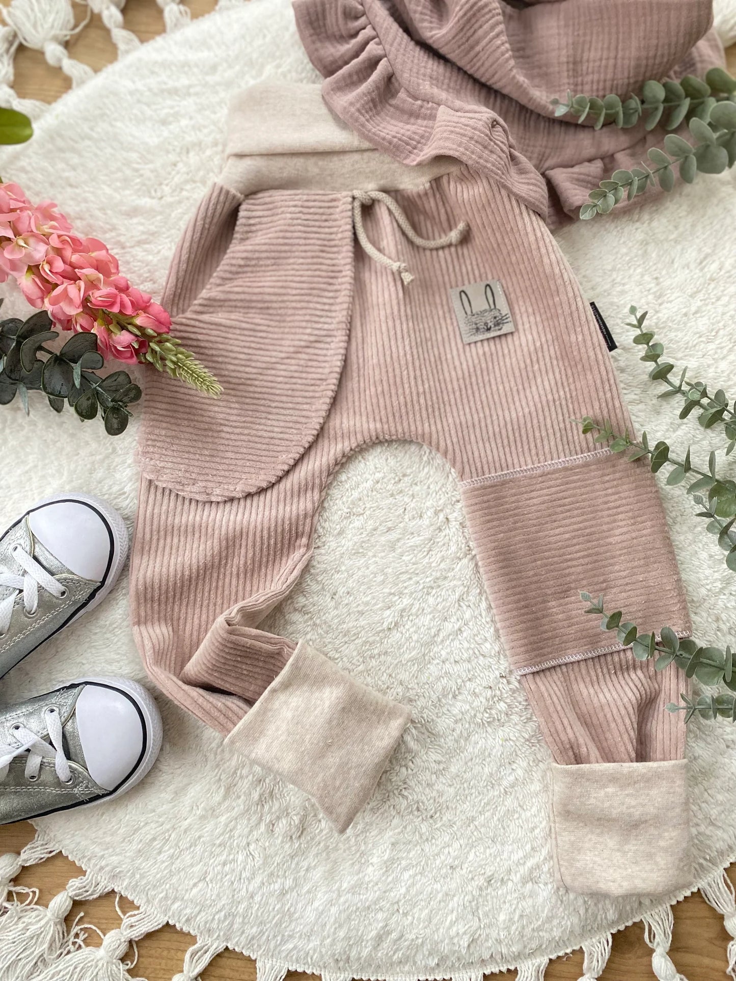 Regular Fit Jogger | Breitcord | Kuschelcord Nicky | Hasen Label