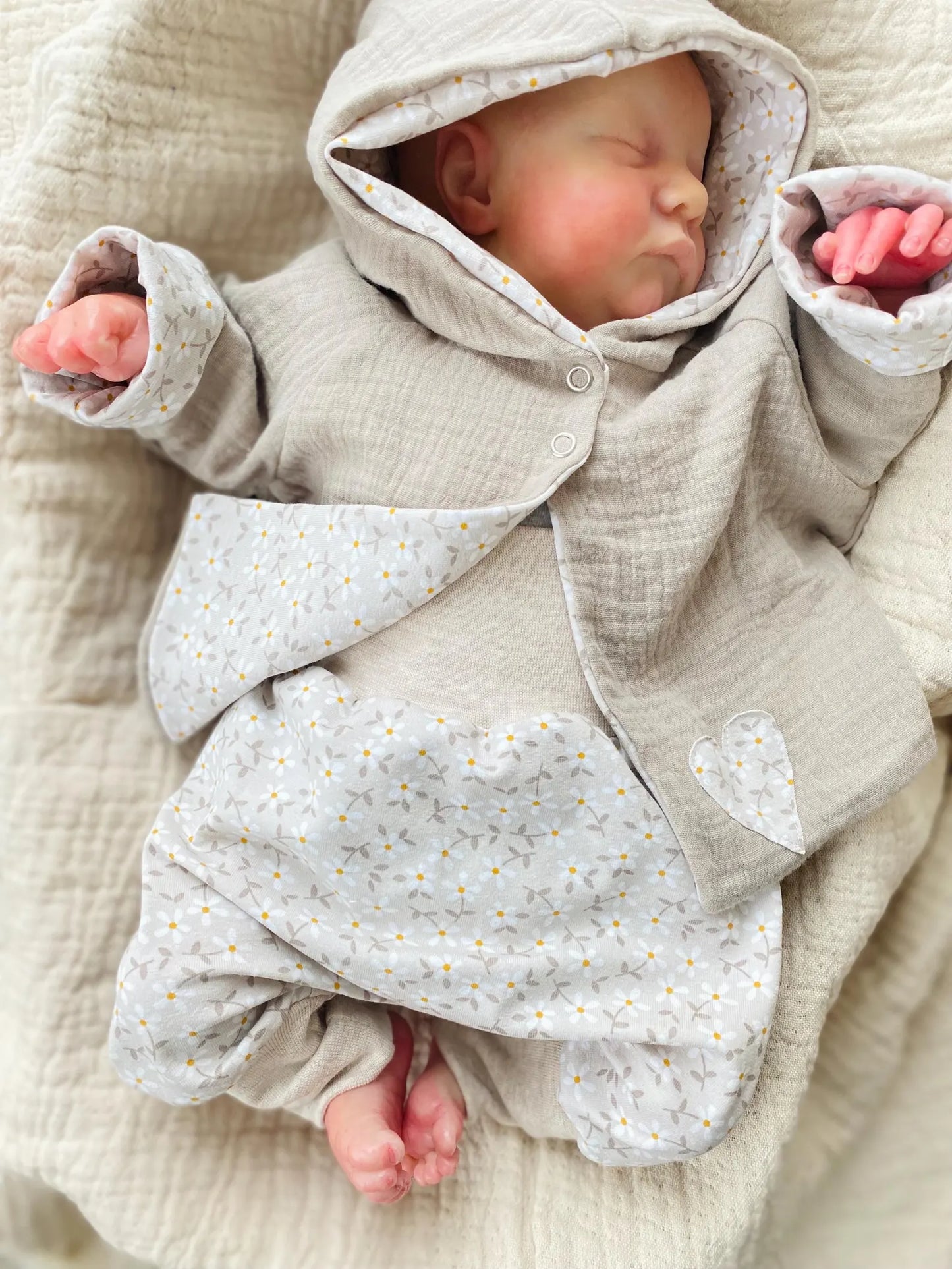 Pumphose für Babys | Blumen mit Umschlagbund zum mitwachsen