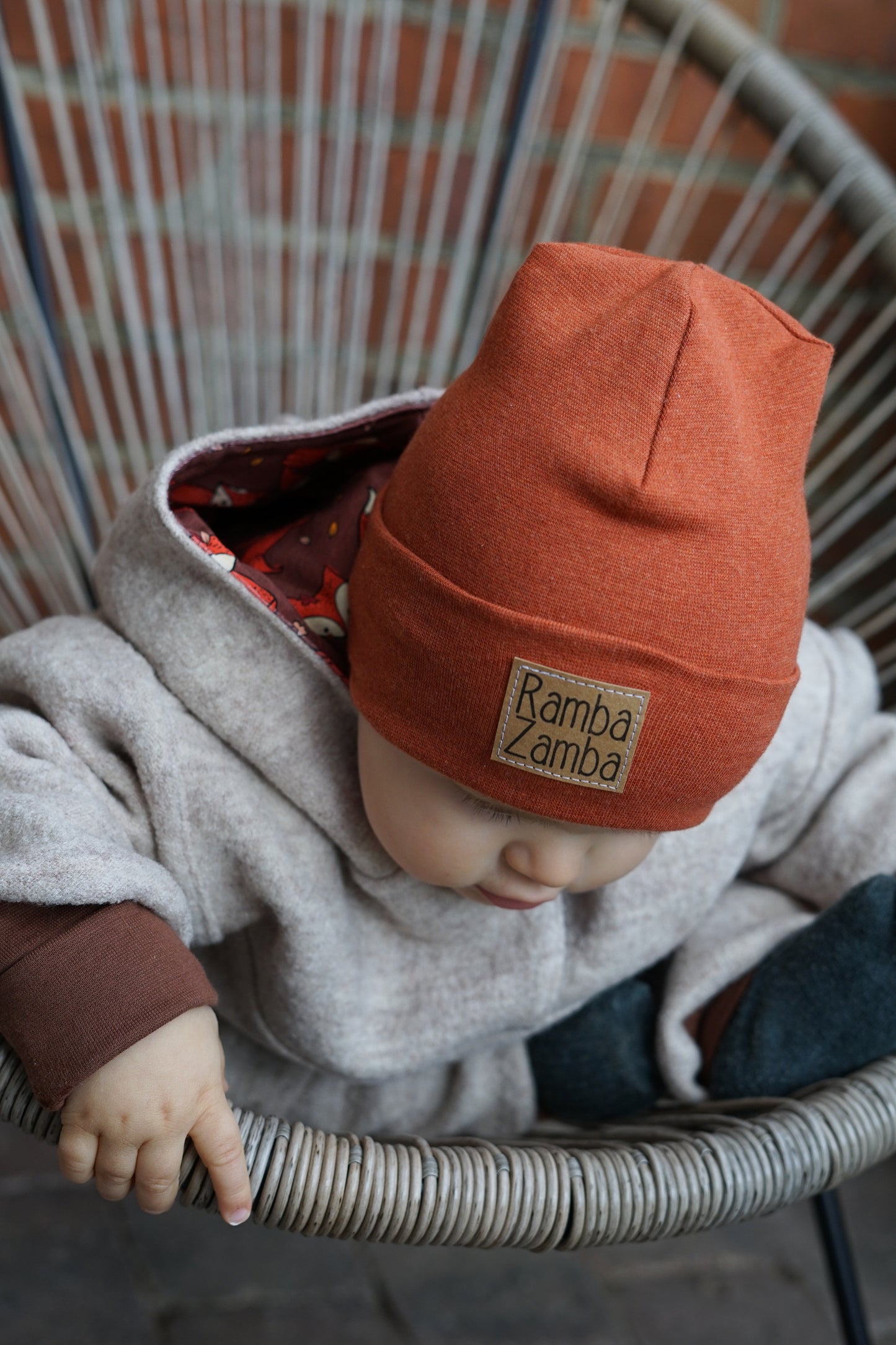 Dein Design | Hipster Beanie | Used-Look & Leder Label | Dreieckloop | Melierte Farben