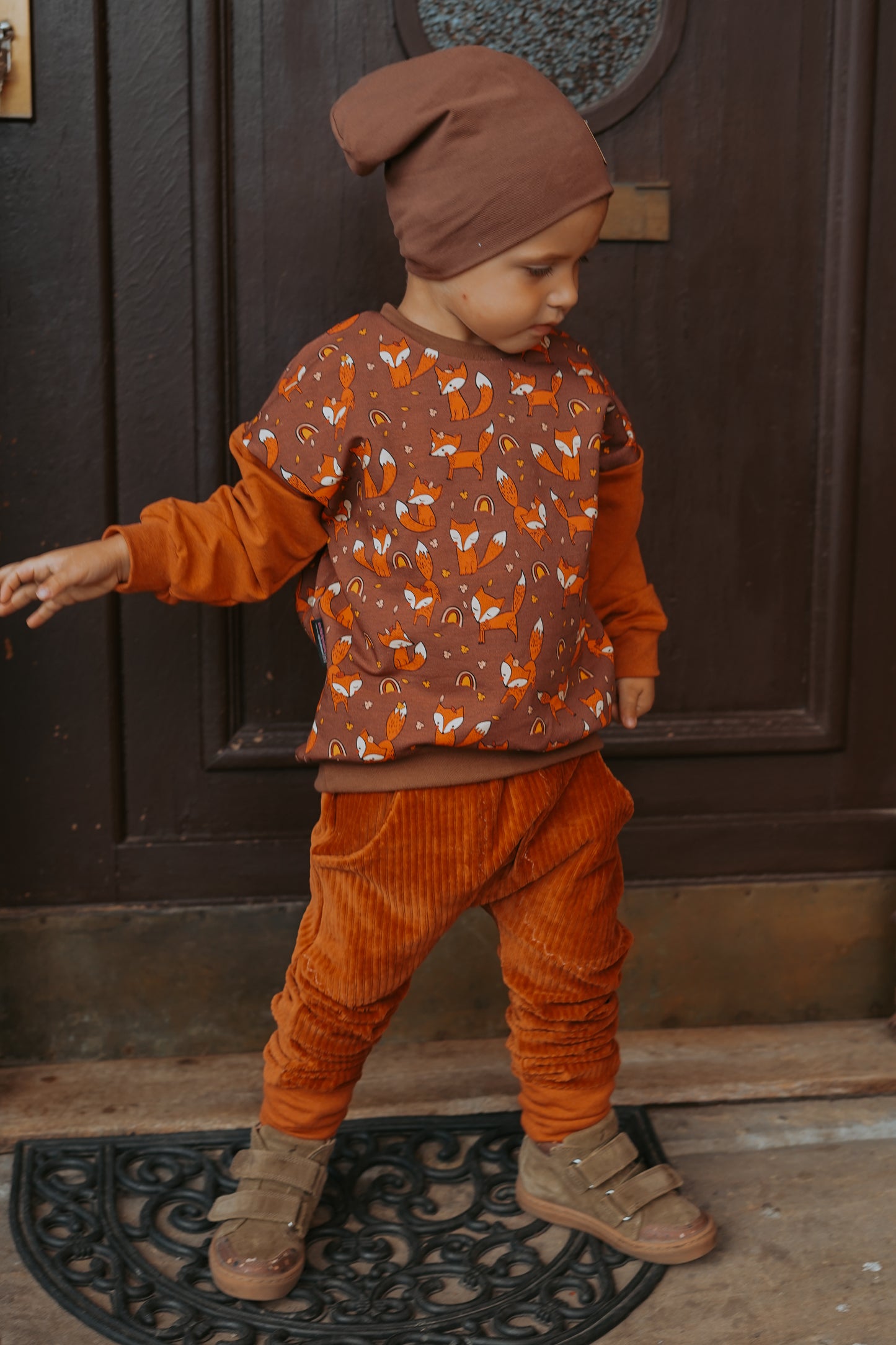 Dein Design | Regular Fit Jogger | Breitcord | Kuschelcord Nicky