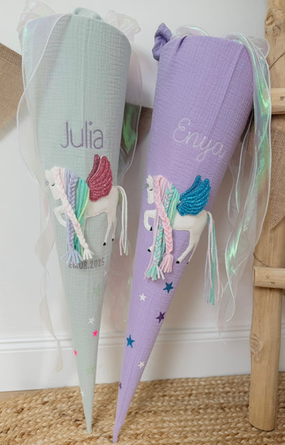 Dein Design | Musselin Schultüte 70 cm & Kita/Geschwistertüte 35 cm | Einhorn mit Flügeln | Pegasus | Regenbogenmähne | Kissen Inlett