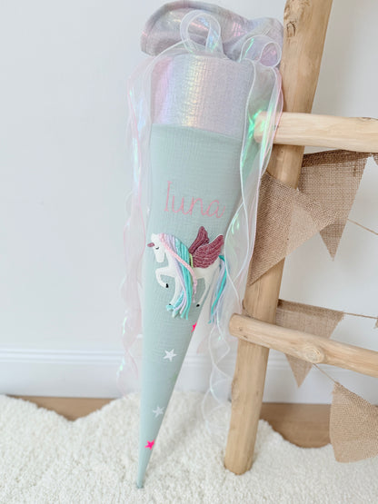 Musselin Schultüte 70 cm | Einhorn mit Flügeln | Pegasus | Regenbogenmähne | Holographisches Schleifenband | Kissen Inlett
