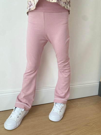 Dein Design | Basic | Flared Leg | Schlaghose | Skinny Fit | Uni Farben