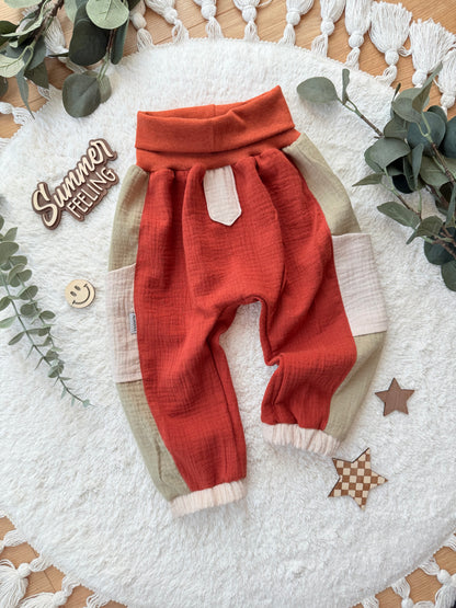 Stylische Musselin Hose  für Jungen– Mitwachsend, bequem & fair produziert | Hose | Jogginghose