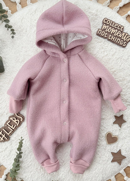 Wollwalk Overall Baby – gefüttert, warm & handgemacht