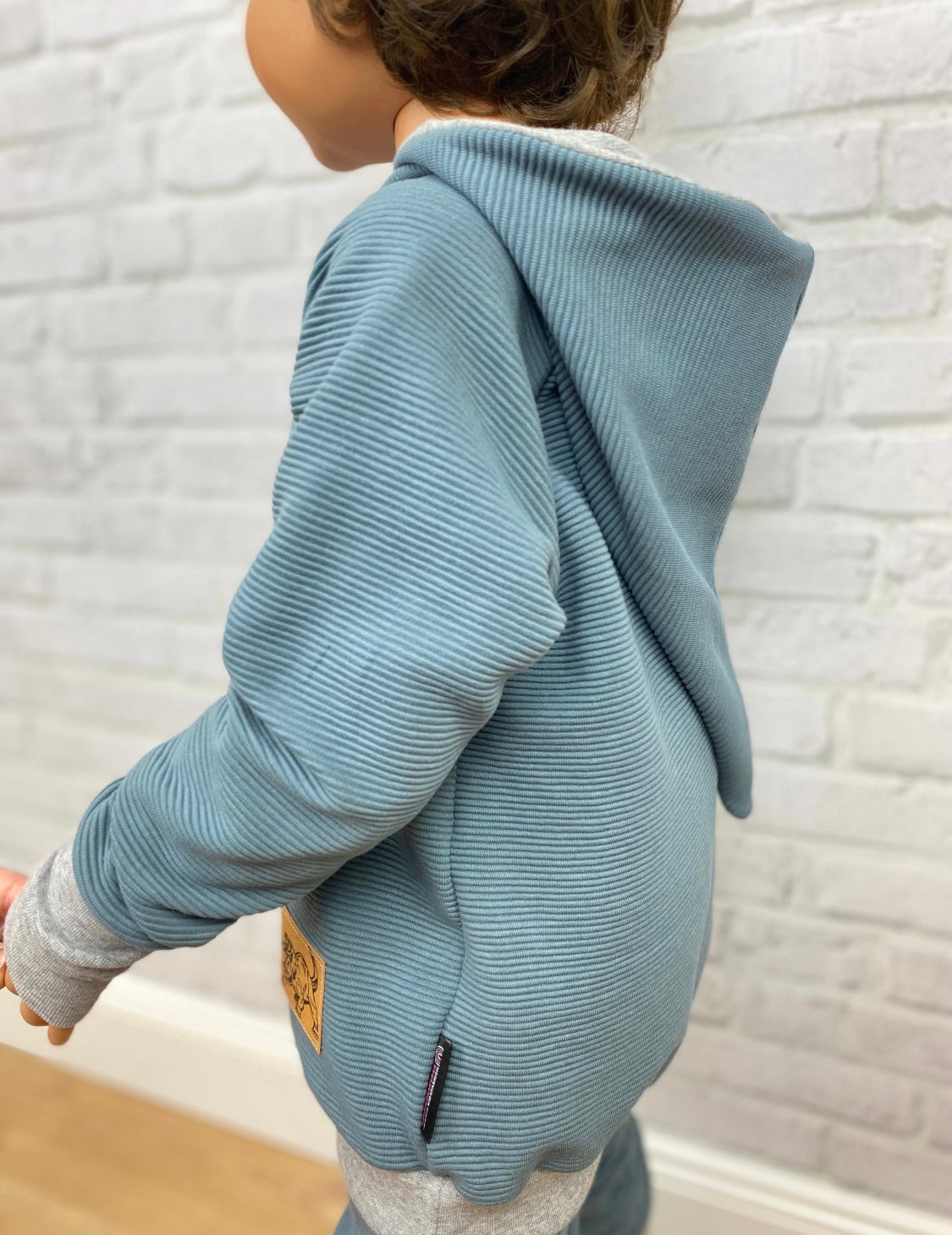 Raglan Sweater | Zwergenkapuze | Dino