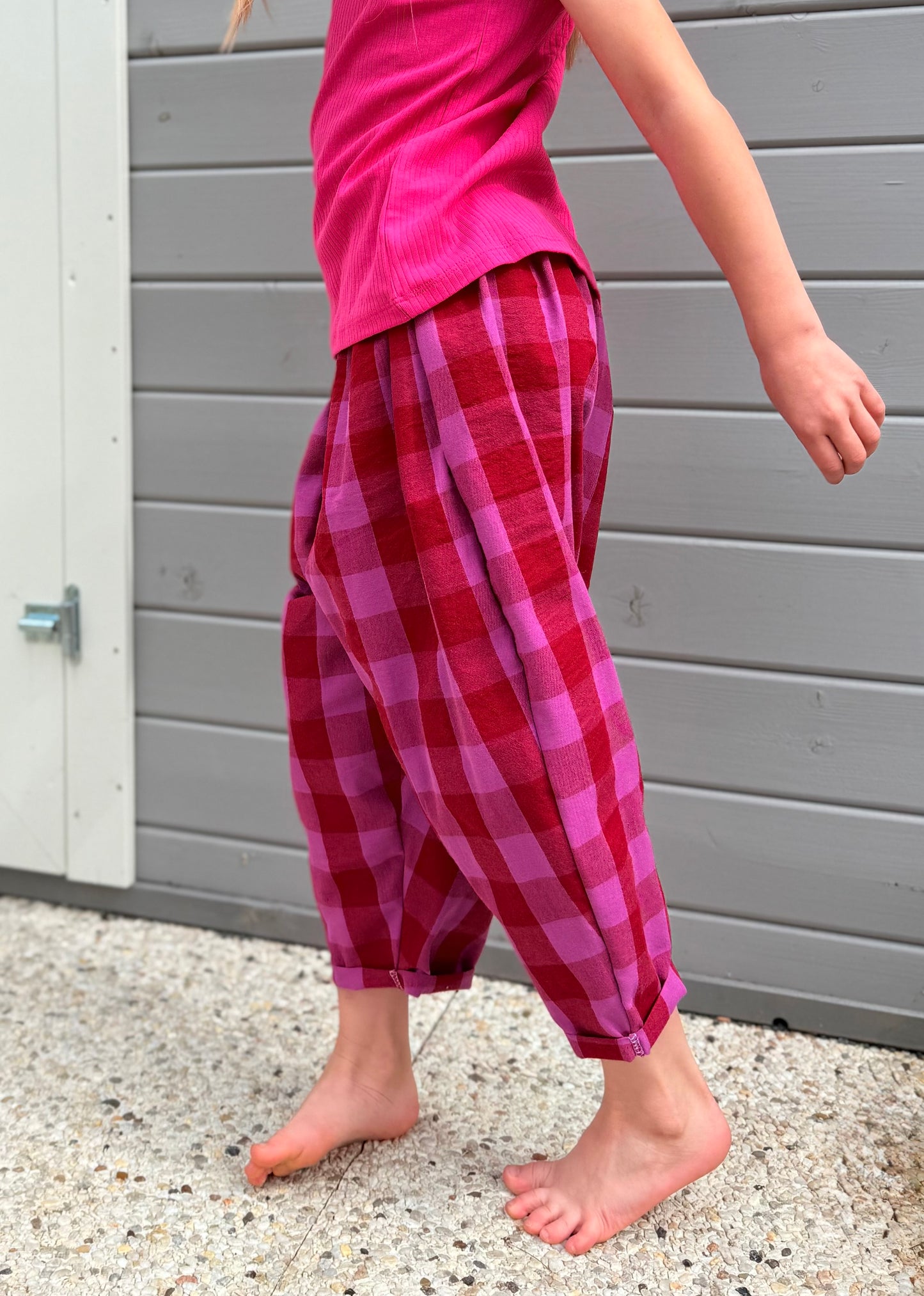 Karierte Hose, Loose Fit Hose Kinderhose, Weite Passform, Karohose Karo Rot/Pink