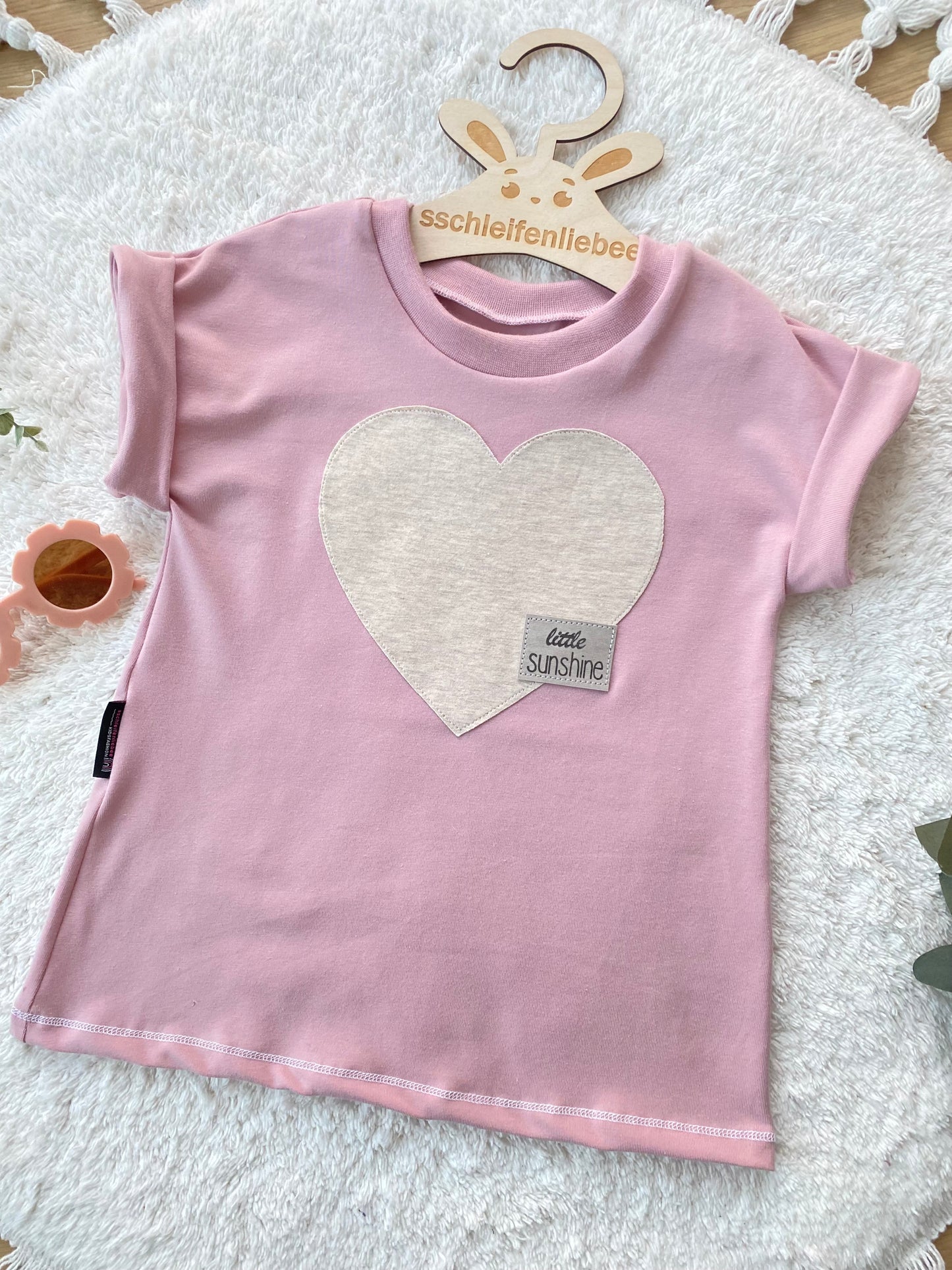 Dein Design | Oversized Shirt | Applikation Herz | Label Auswahl