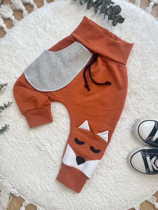Slim Fit 7/8 Shorts | Applikation Fuchs