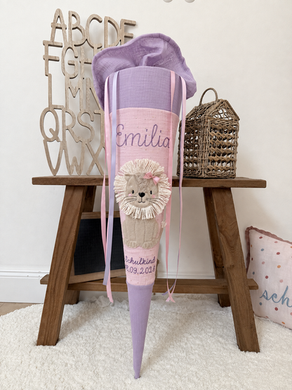 Dein Design Musselin Schultüte 70 cm, Löwin – personalisiert inkl. Rohling, optional mit Kissen