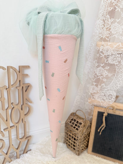 Musselin Schultüte Zucker-Bären mit Rüsche für Mädchen 70cm, inklusive Rohling, optional mit Inlett Kissen | Schultüte aus Stoff