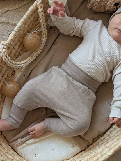 Dein Design | Basic Set | Pumphosen für Babys & Knotenmütze| Melierte Farben