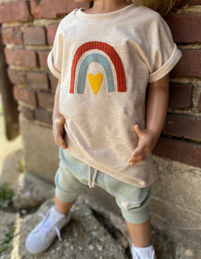 Oversized Shirt | Regenbogen Applikation