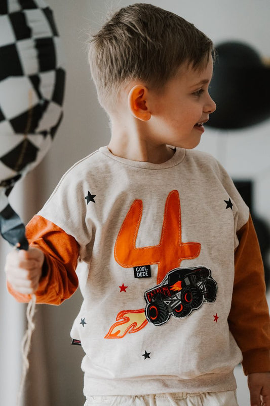 Geburtstagspullover | Monster Truck | Oversized Sweater | Color-Blocking