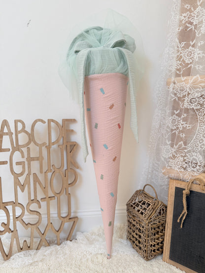 Musselin Schultüte Zucker-Bären mit Rüsche für Mädchen 70cm, inklusive Rohling, optional mit Inlett Kissen | Schultüte aus Stoff