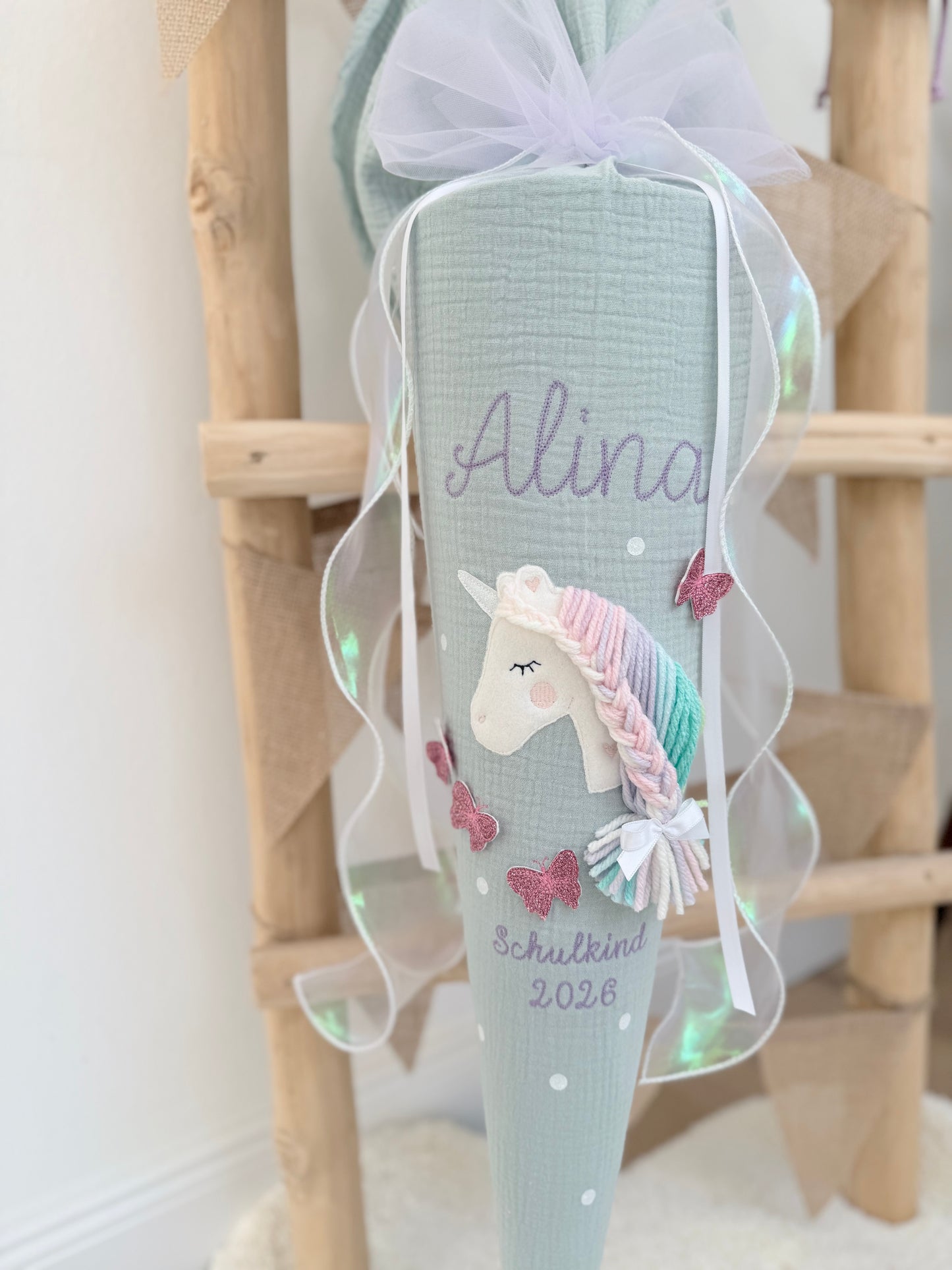 Musselin Schultüte für Mädchen 70cm, Einhorn mit Schmetterlingen – personalisiert inkl. Rohling optional mit Inlett Kissen | Schultüte aus Stoff