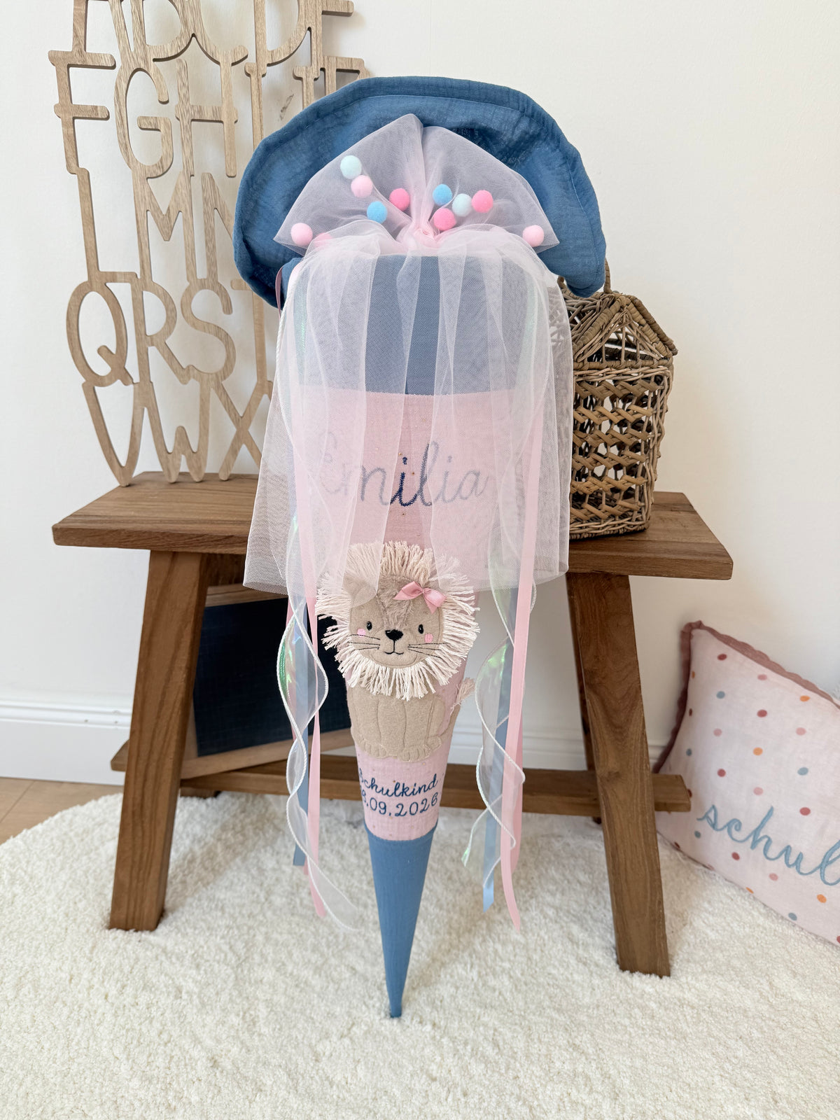 Musselin Schultüte 70 cm Löwin, personalisiert- optional mit Kissen