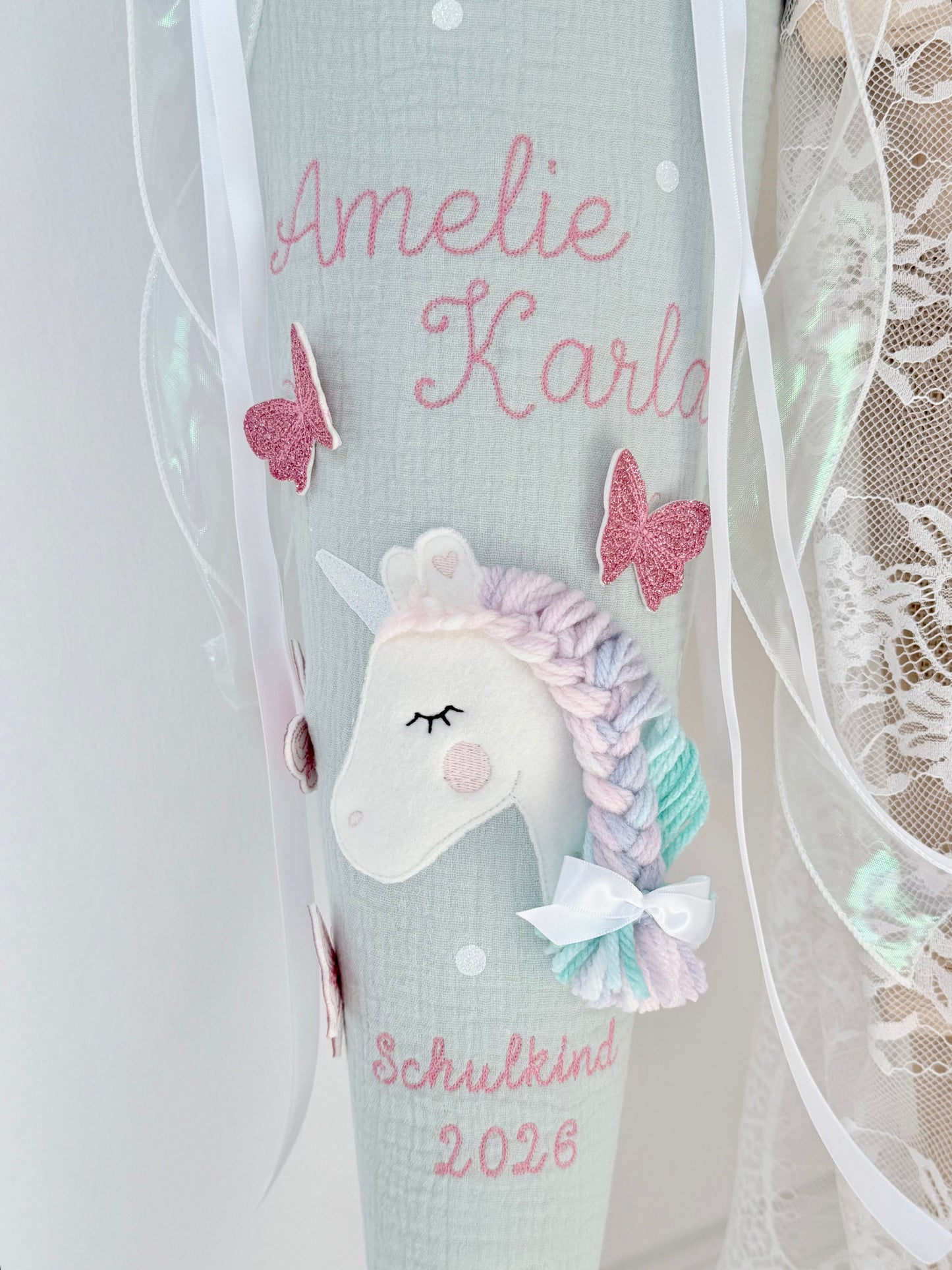 Musselin Schultüte für Mädchen 70cm, Einhorn mit Schmetterlingen – personalisiert inkl. Rohling optional mit Inlett Kissen | Schultüte aus Stoff