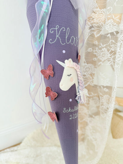 Musselin Schultüte für Mädchen 70cm, Einhorn mit Schmetterlingen – personalisiert inkl. Rohling optional mit Inlett Kissen | Schultüte aus Stoff
