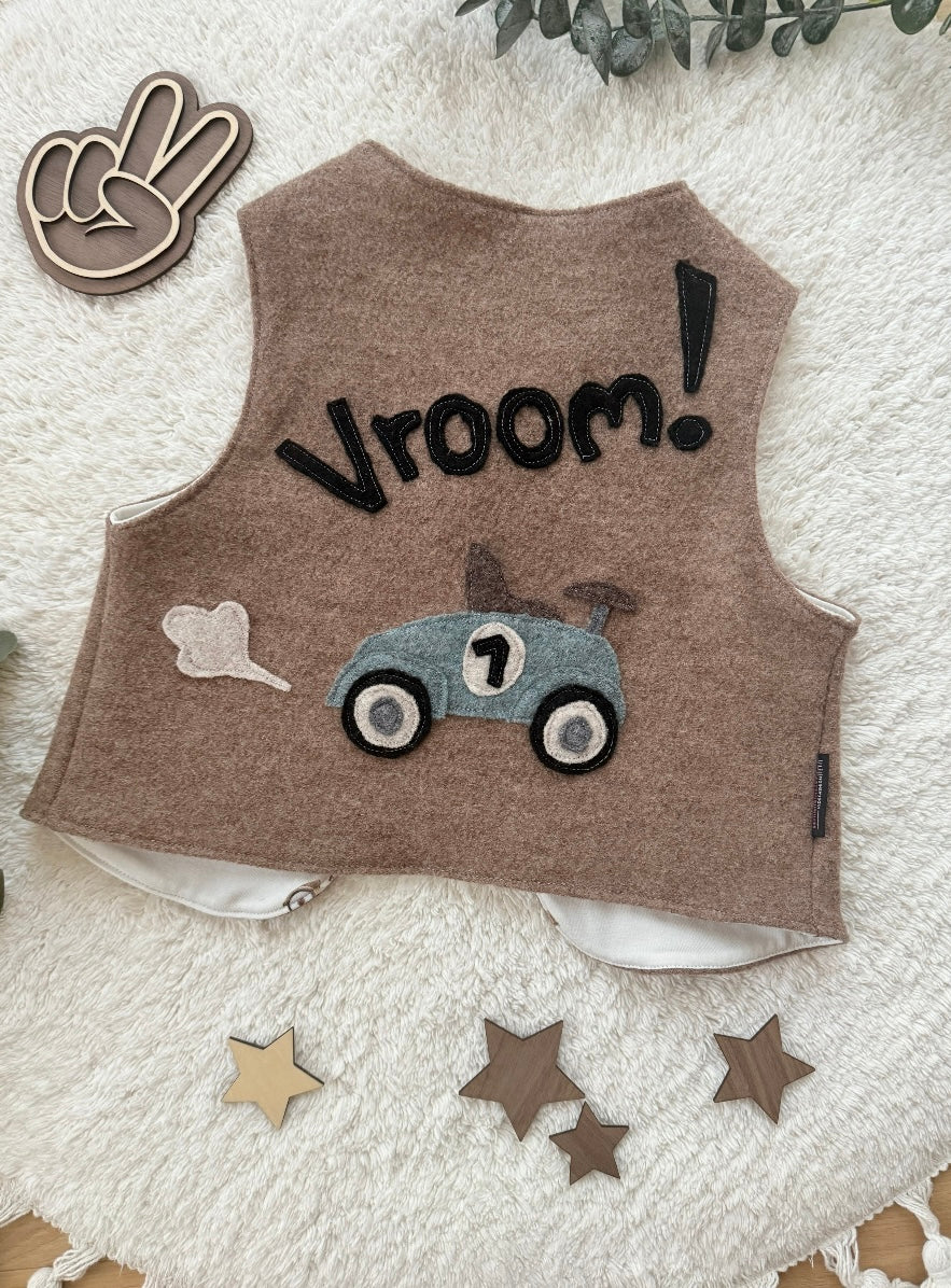 Handmade Weste Kinder | Merinowolle | Wollwalk | Walkweste | Auto Applikation
