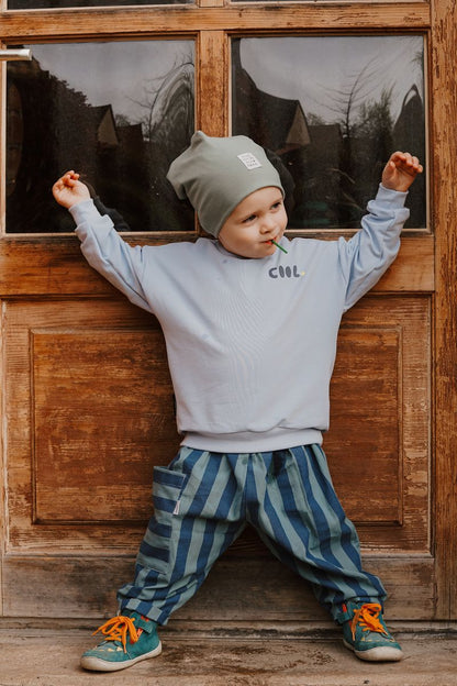 Oversized Kinder Sweater mit Handmade Applikation Dackel „Roll with it“ Pullover für Jungen
