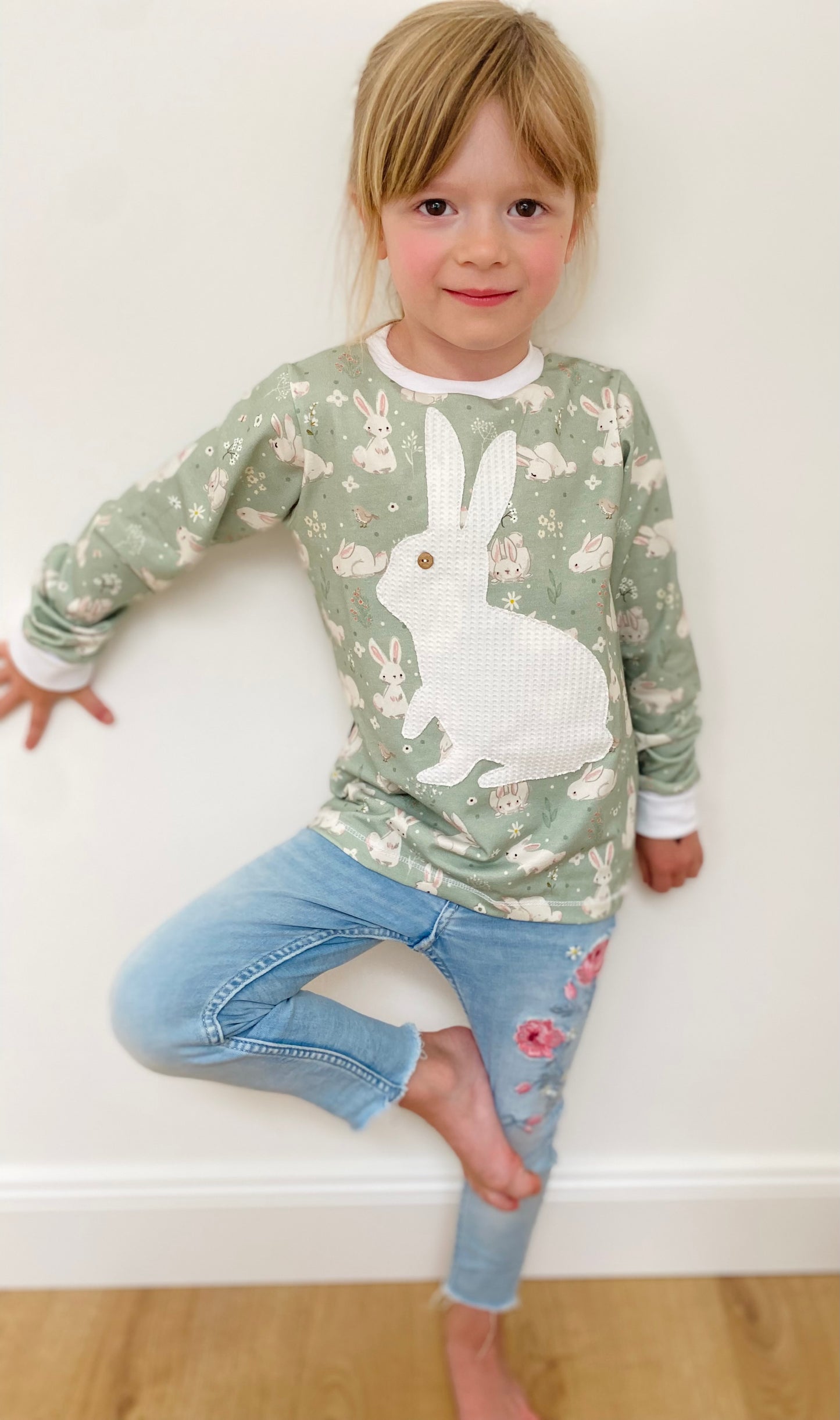 Longsleeve ab Körpergröße 80 cm | Applikation Hase