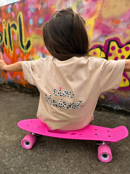 Oversized Shirt Leo Herz Spruch „Ciao Kakao“ – Loose Fit Mädchen T-Shirt