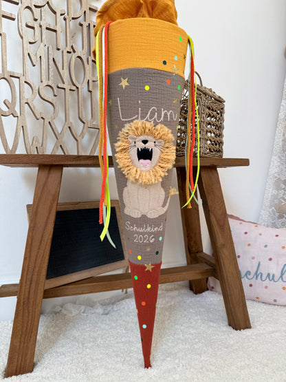 Musselin Schultüte 70 cm Löwe, personalisiert- optional mit Kissen